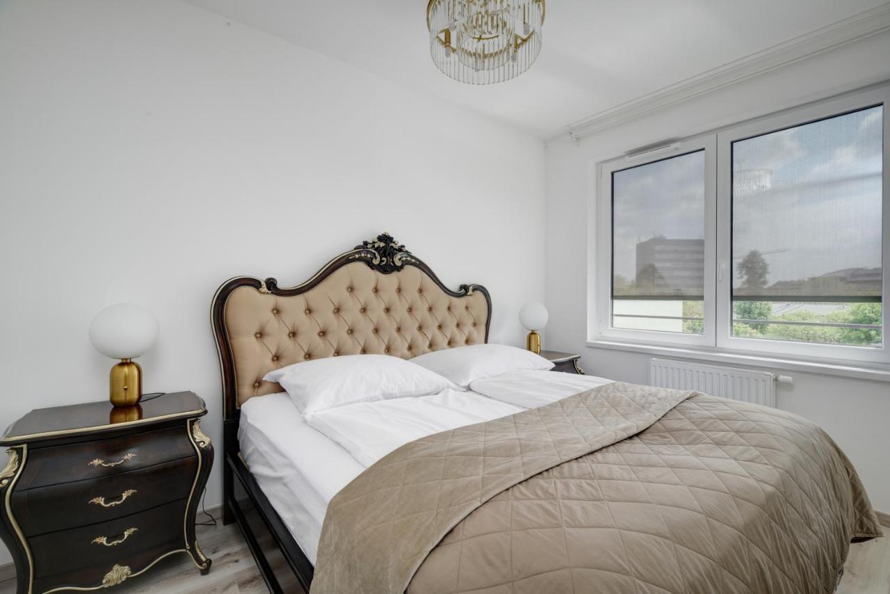 Aparthotel Vision 3*
