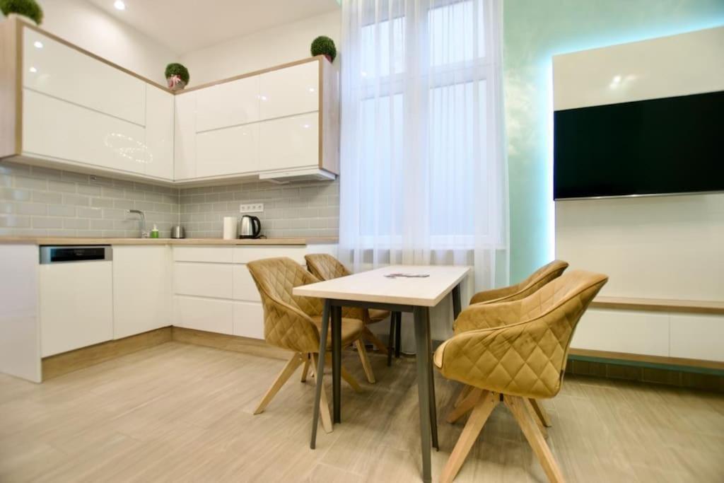 Standard By Hi5- Charming Appartement *