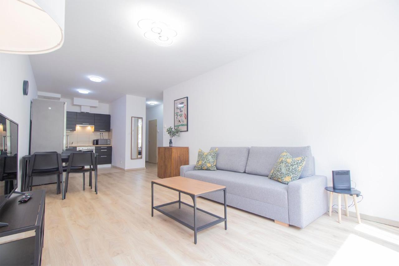 Apartman Spring House With Free Private Parking