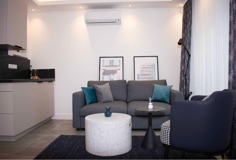 Apartment Luxury Cozy 2 Bdr Downtown Apt.7 Budapest