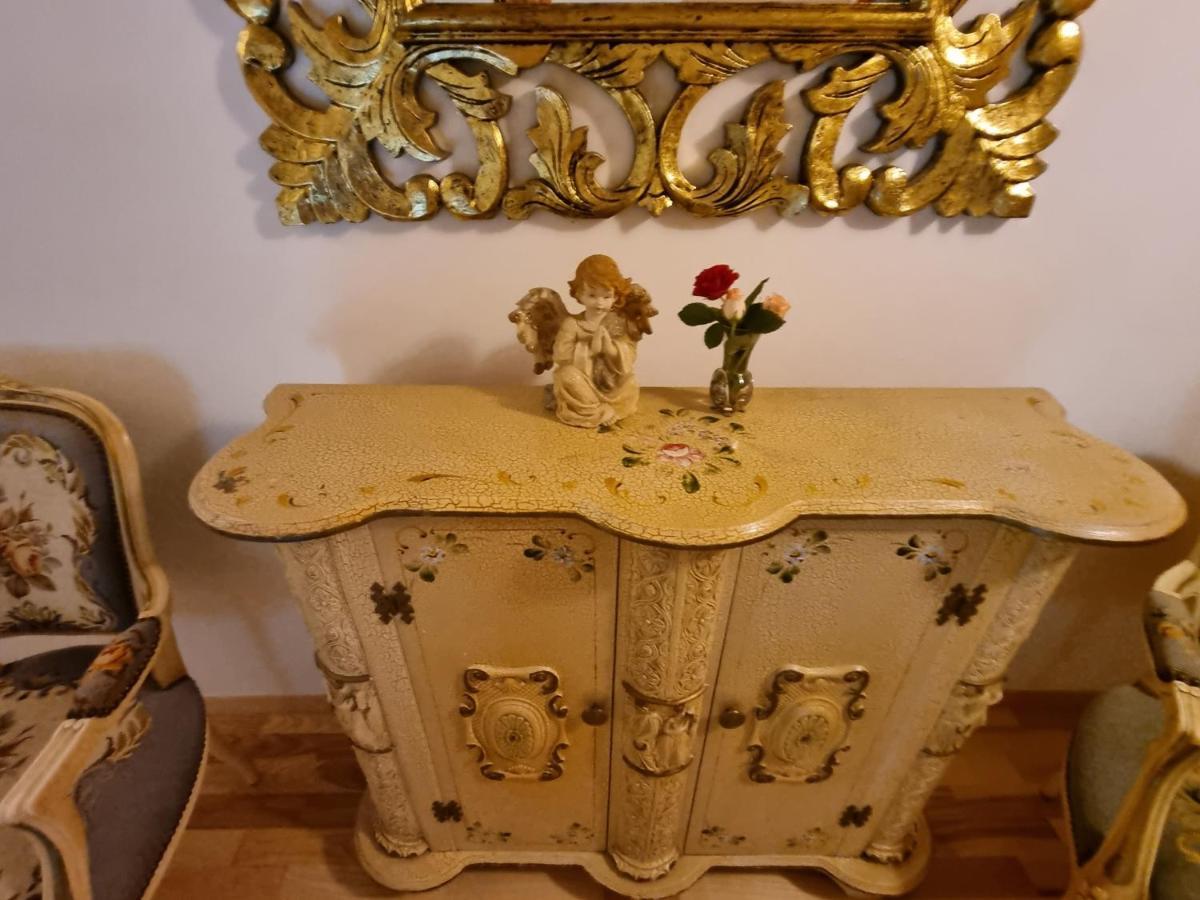Dolce Linda Budapest