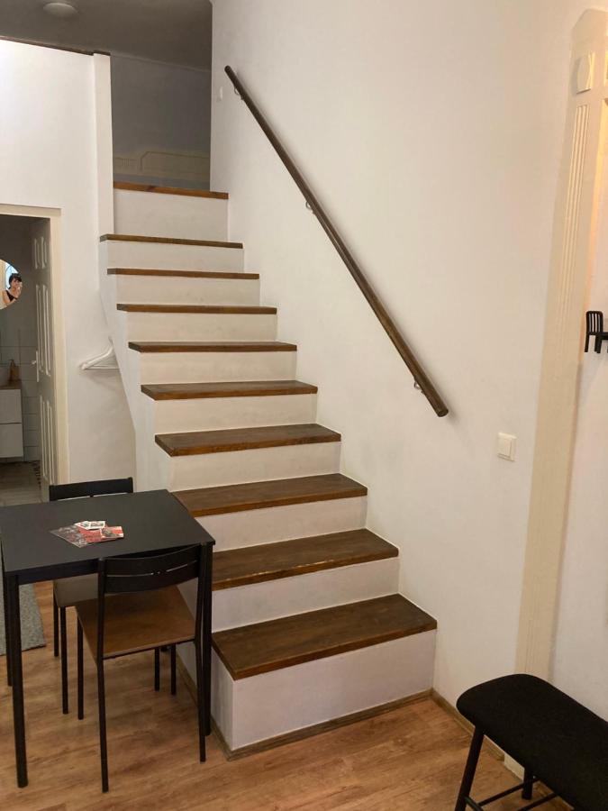 Center W18 * Budapest