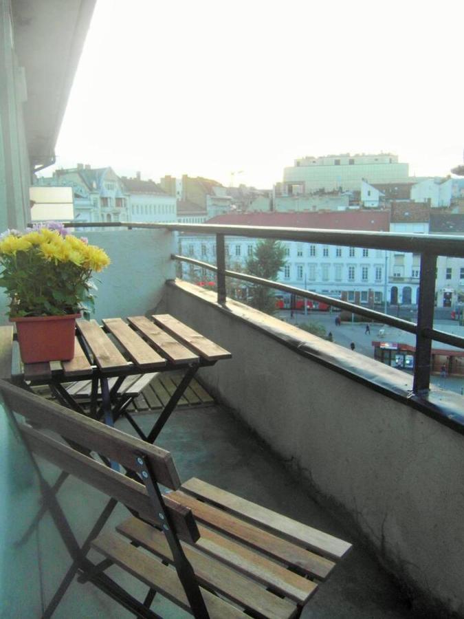 Appartement Spacious 1 Bed Basilica - With Balcony Boedapest