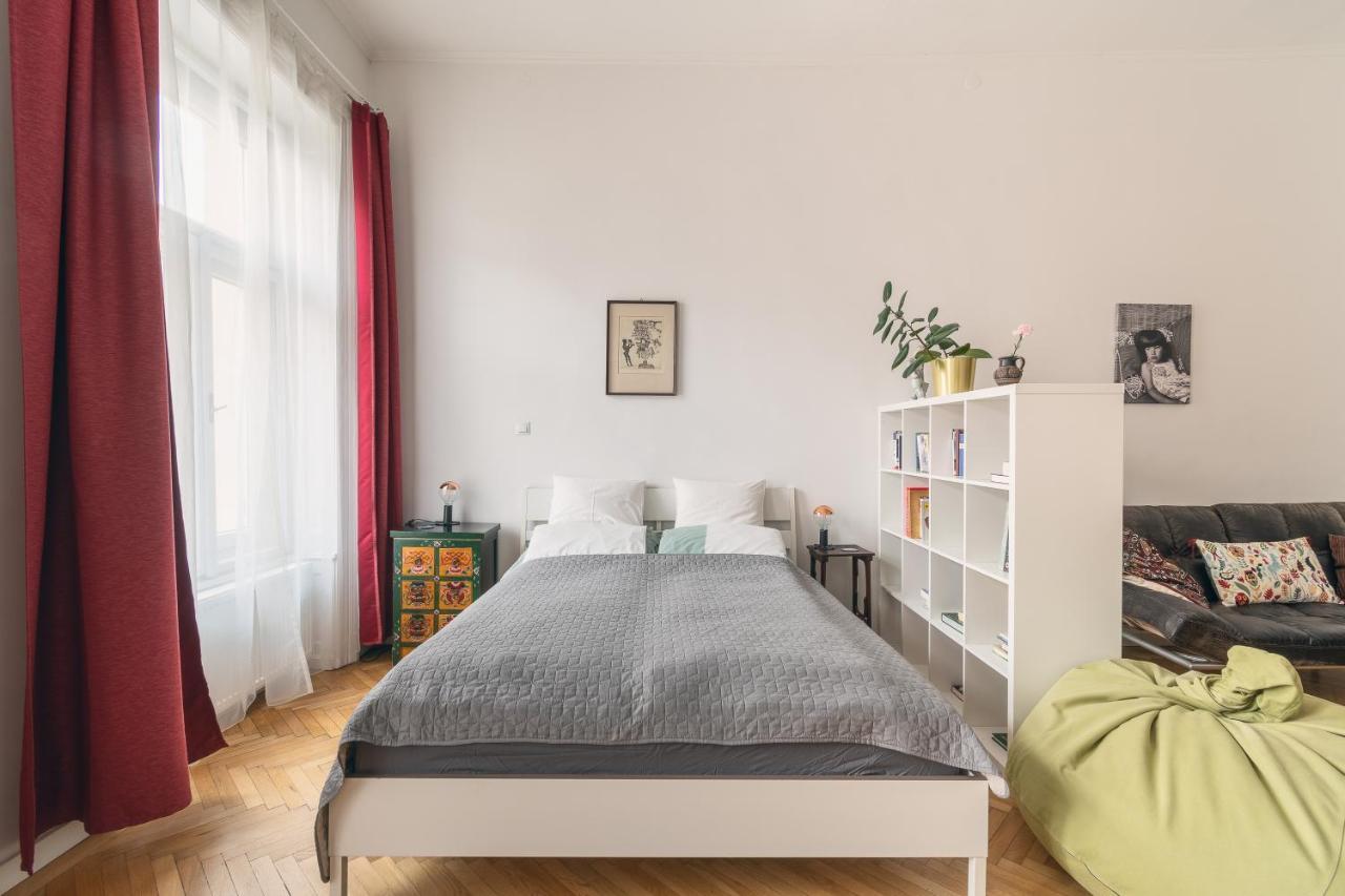 Bright&spacious Loft With Basilica View * Budapest