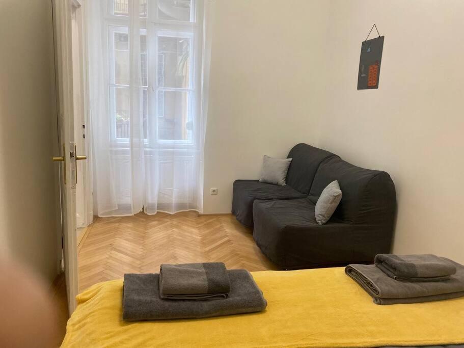 Dob 49 Renovated * Boedapest