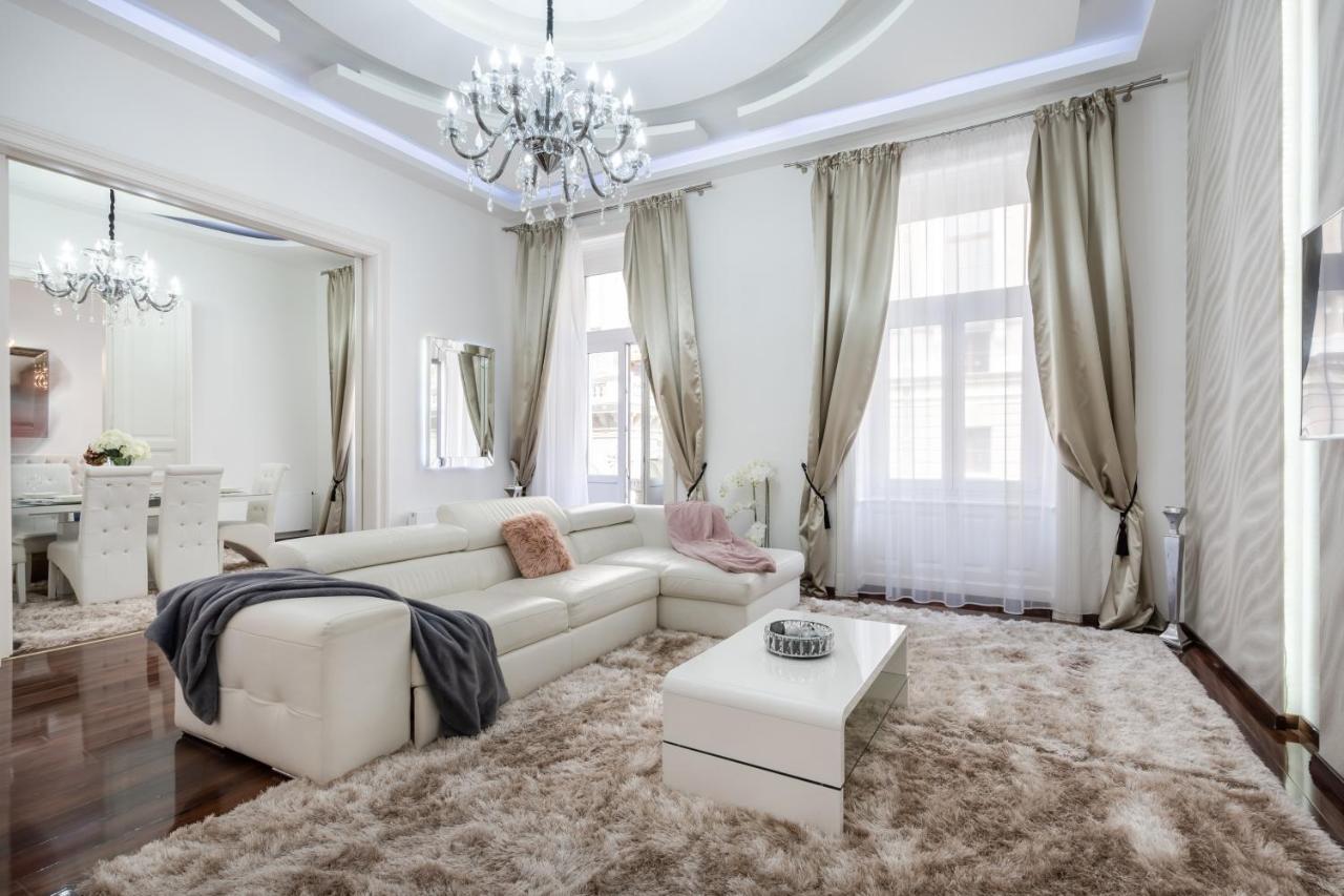 Apartamento Opera Balkony Luxury With Free Parking Budapest