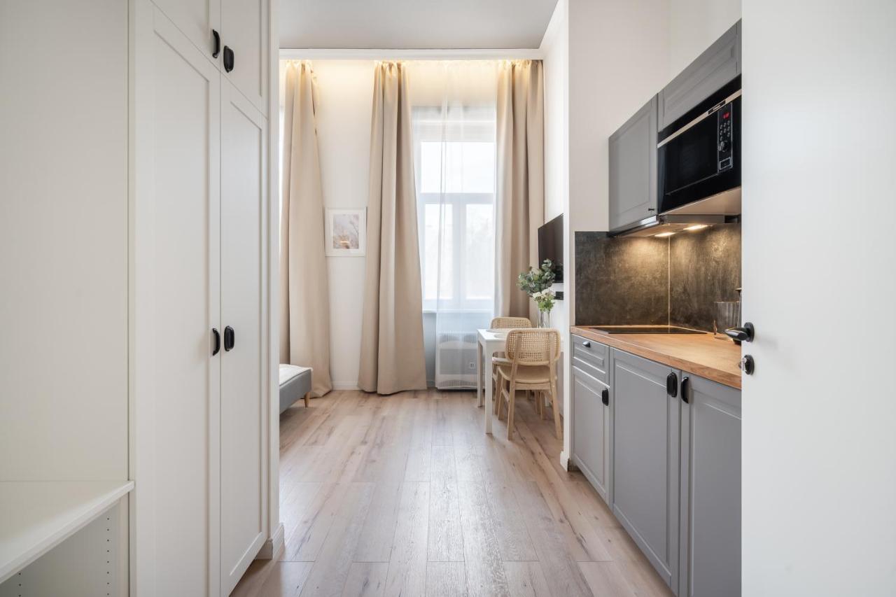 A62 - Akacfa Street - Location By Bqa Apartment