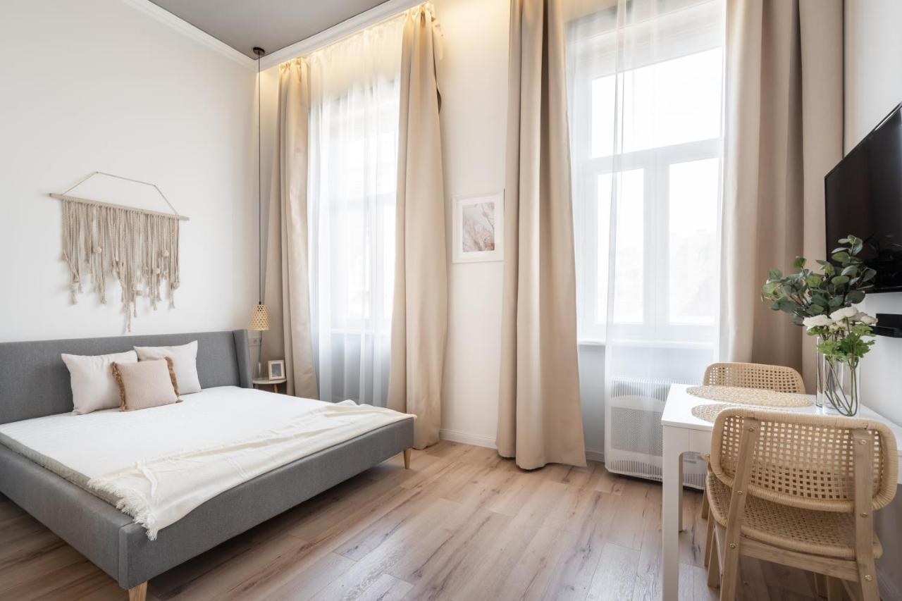 A62 - Akacfa Street - Location By Bqa Budapest