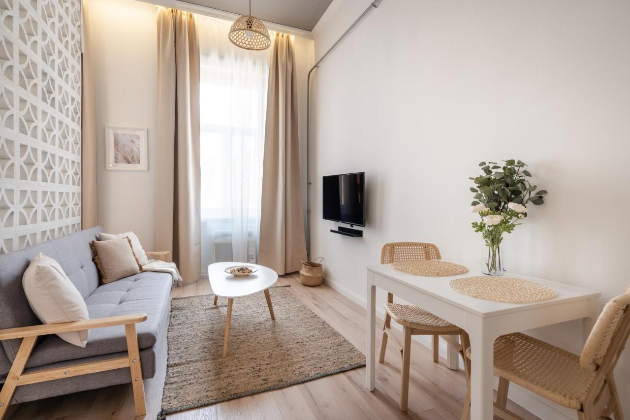 Apartment A62 - Akacfa Street - Location By Bqa Budapest