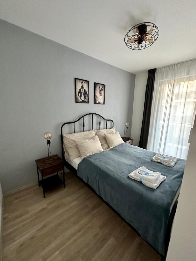 Cityscape ~ Ac/indoor Parking/balcony Apartment *