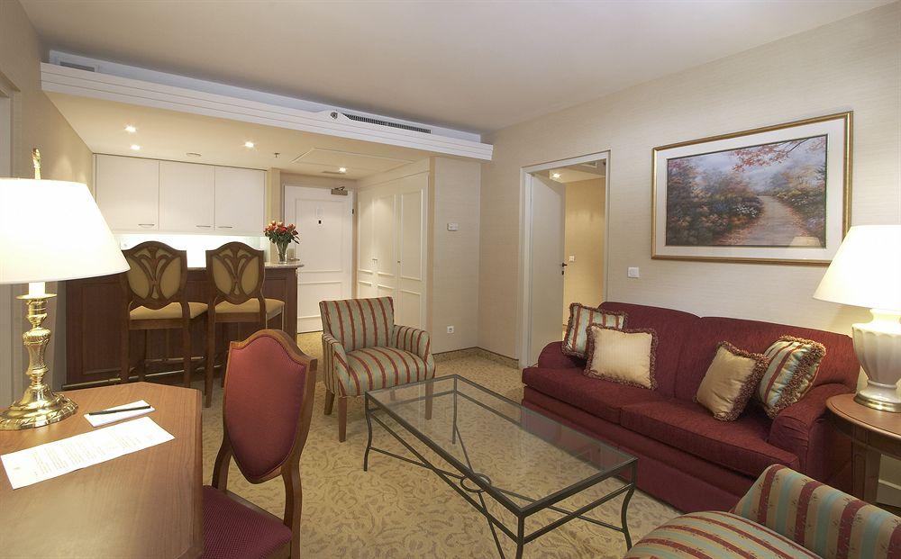 Millennium Court, - Marriott Executive Hotel 4*
