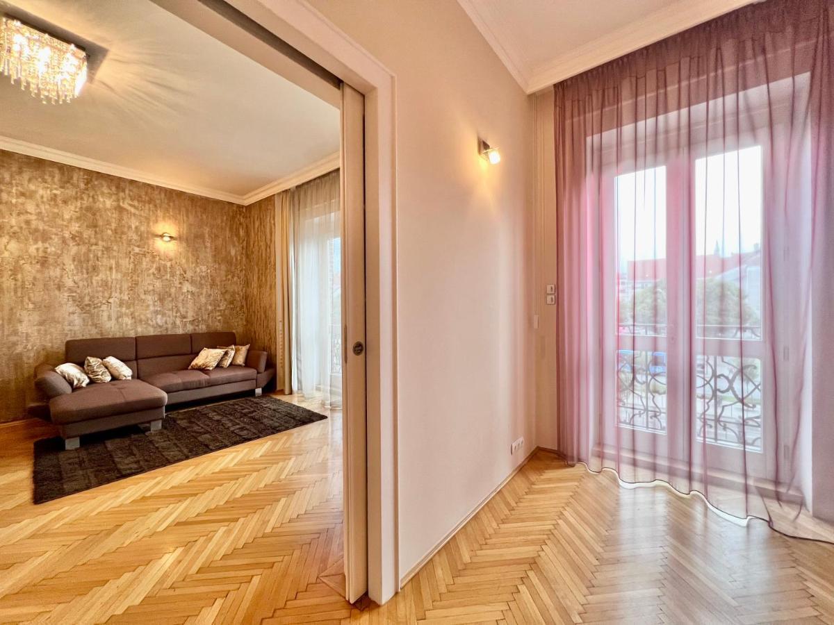 Exclusive Colourful Flat In The Apartmán *