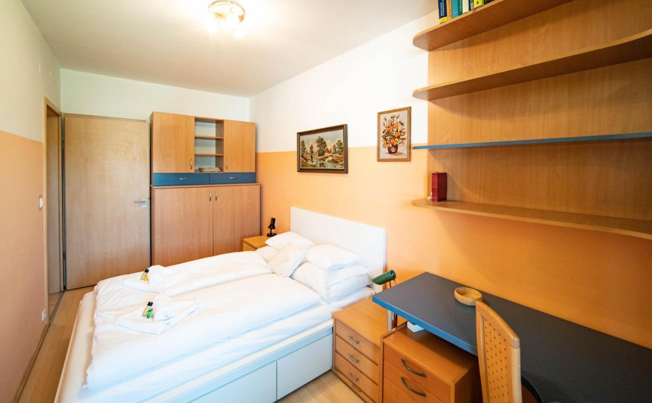 Apartamento Free Parking Amphitheater - Wifi, Ac, Tv Budapest