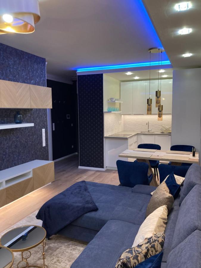 Corvin Luxury Blue *