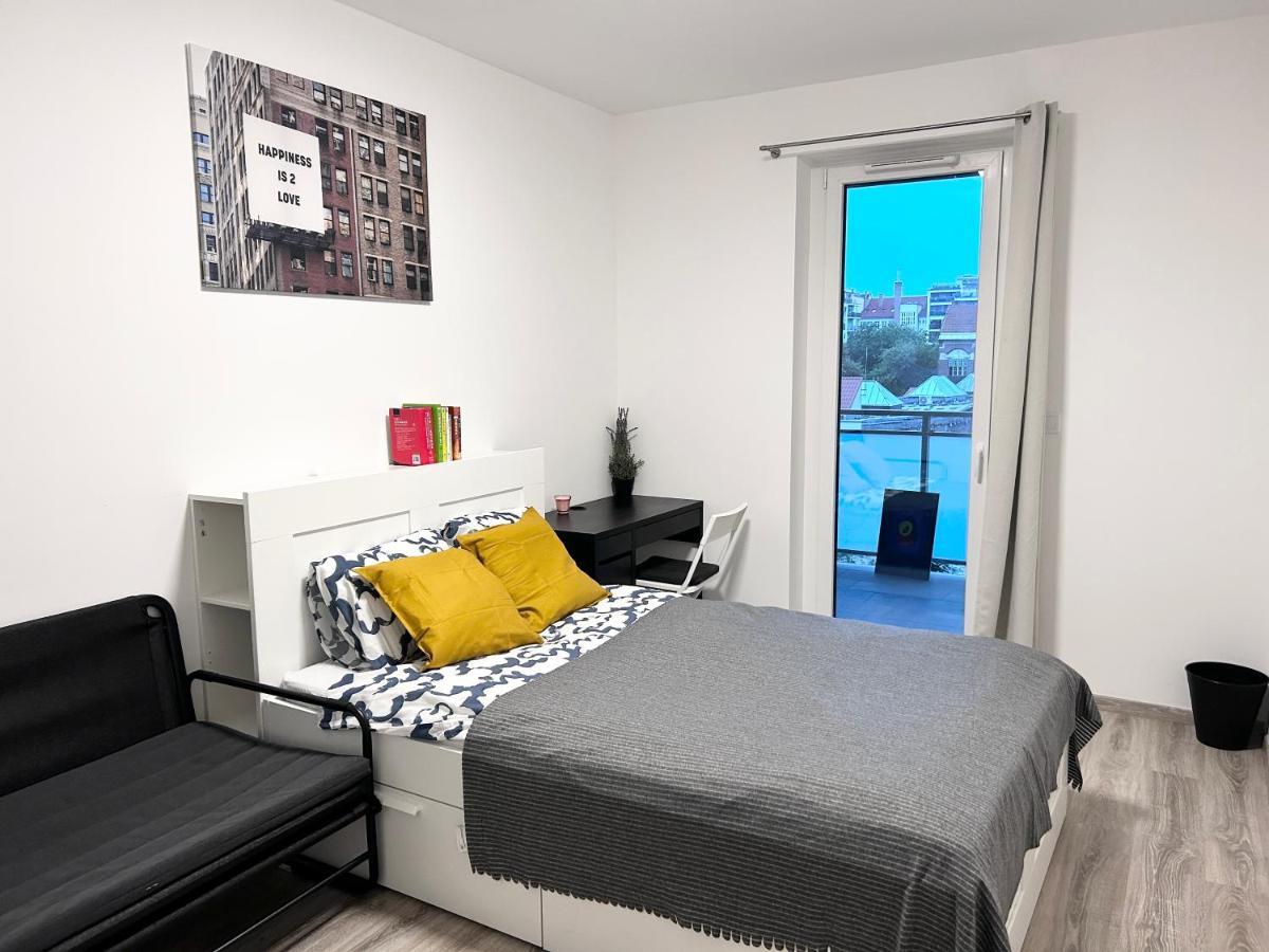 New 2022 Family&friends Downtown Ac 3br 2ba Free Parking Big Balcony Near Metro&train Station Self Check-in *