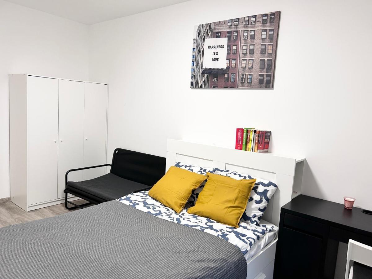 New 2022 Family&friends Downtown Ac 3br 2ba Free Parking Big Balcony Near Metro&train Station Self Check-in *