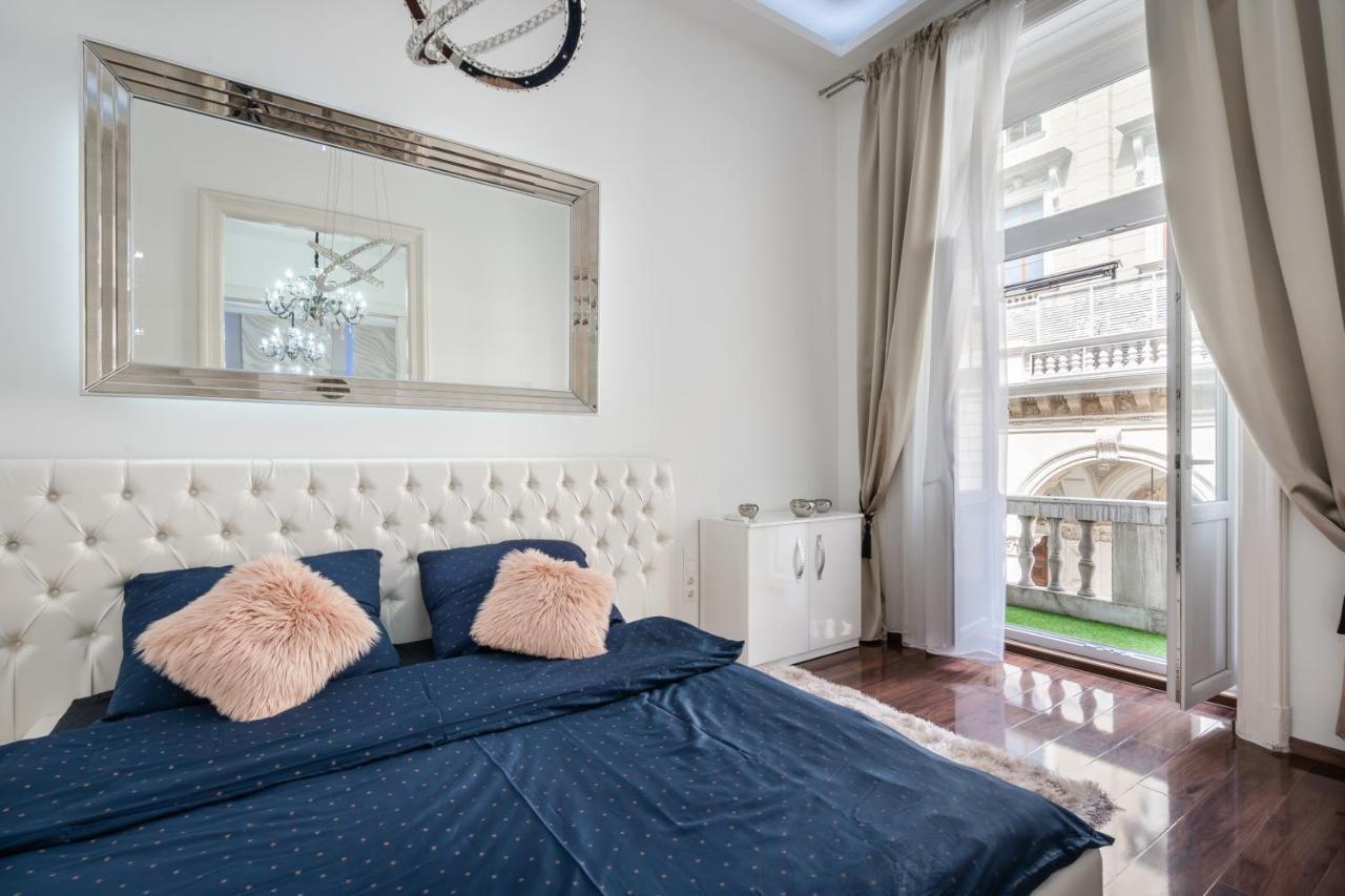 Apartamento Opera Balkony Luxury With Free Parking Budapest