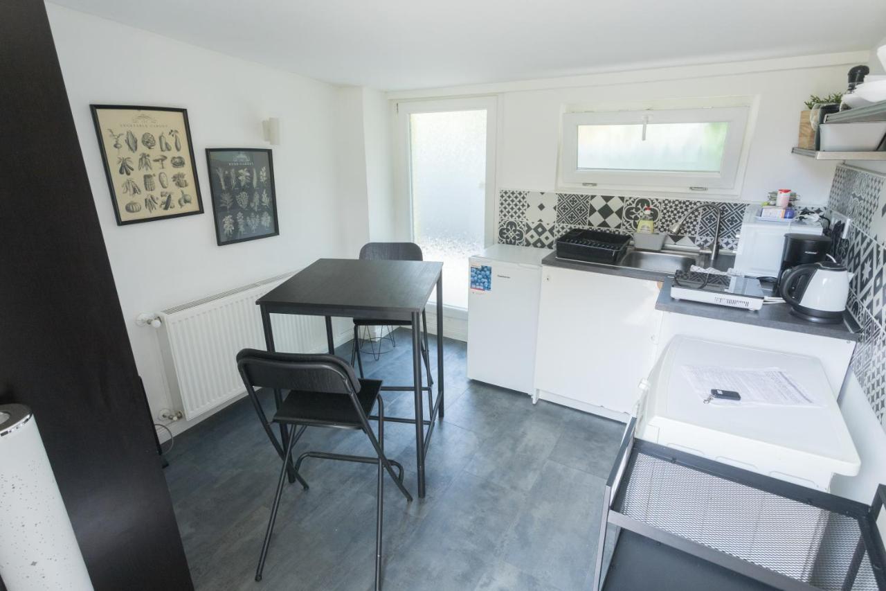 Hi-bp Garden Batsanyi Tiny House Near The Train With Free Parking * Budapest