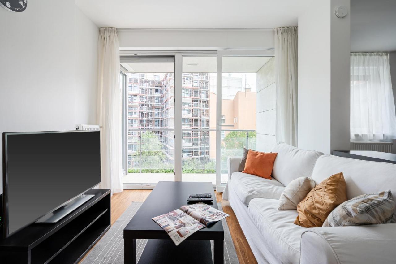 White Cascade Realty *