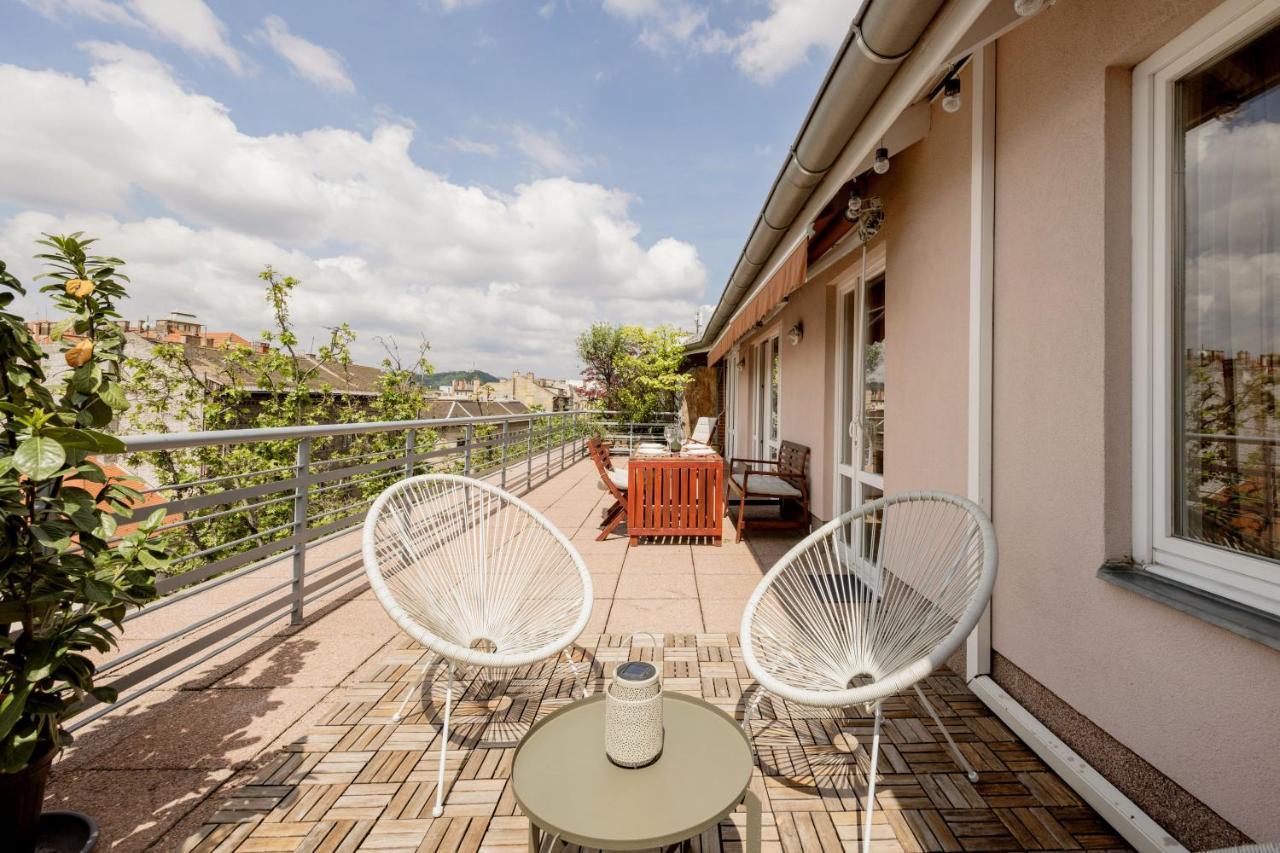 Apartmán Bright And Spacious Penthouse W/ Terrace & Parking *