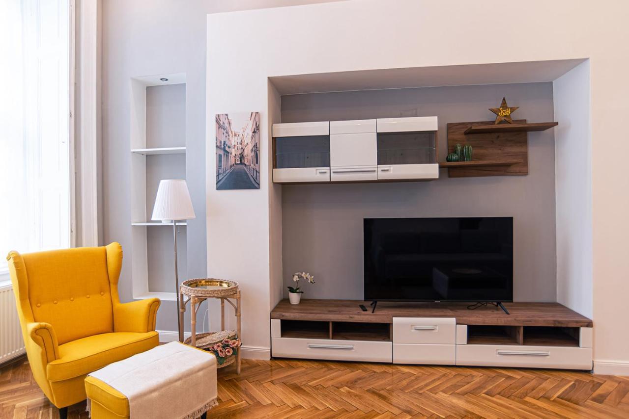 Joy On Kiraly Street Appartement Boedapest