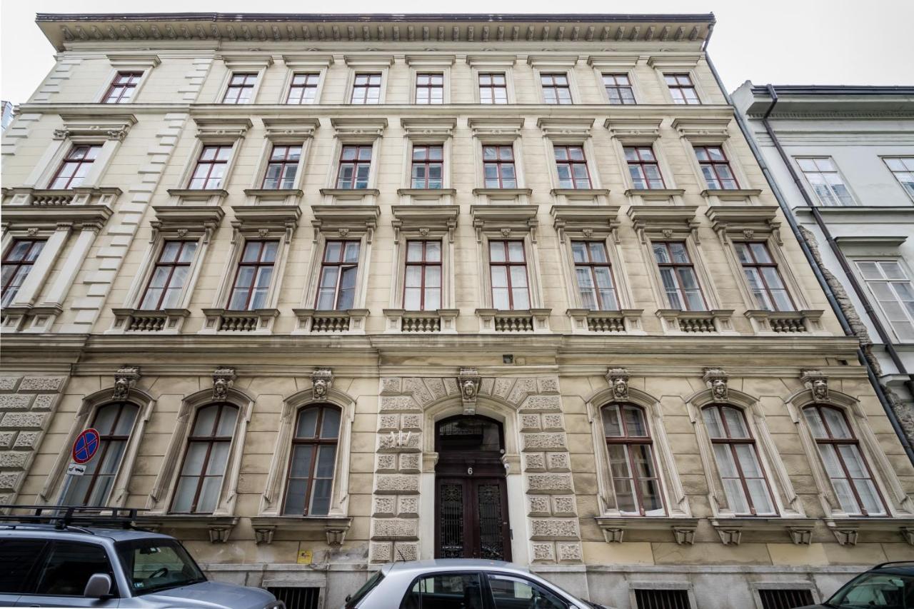 Appartement Pyvo Street With Balcony By Nw *