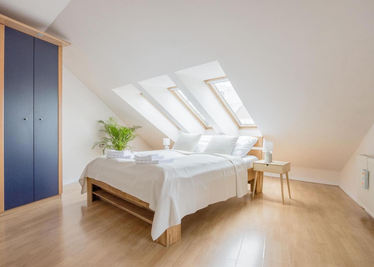 Bright And Spacious Penthouse W/ Terrace & Parking Apartmán