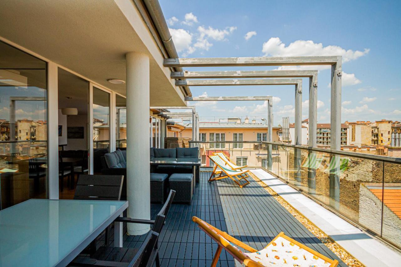 Luxury With Balcony In Downtown * Budapest