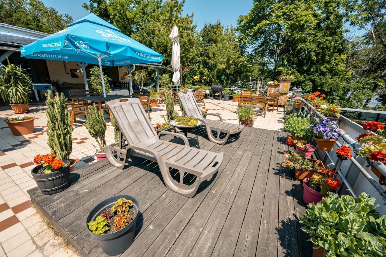 Island (adults Only) Budapeszt