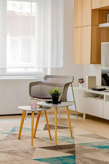 Luminous Design - W18 Apartmán