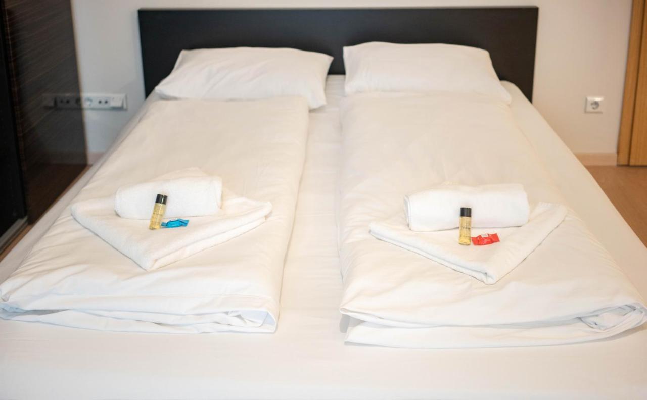 Central Passage For 2, Balcony, Wifi, Ac, Tv Appartement