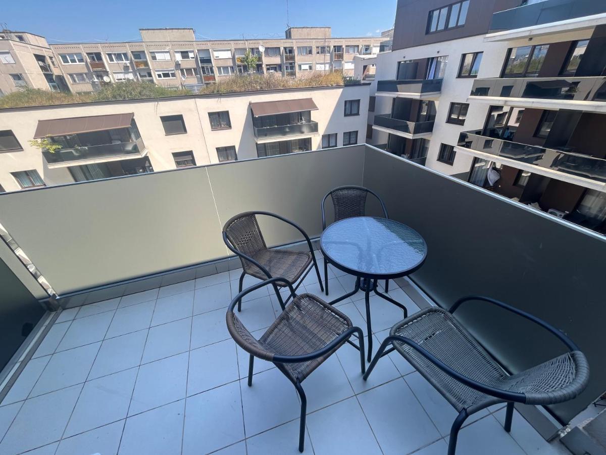 Apartamento Mega Sale - Book Now - Corvin Royal
