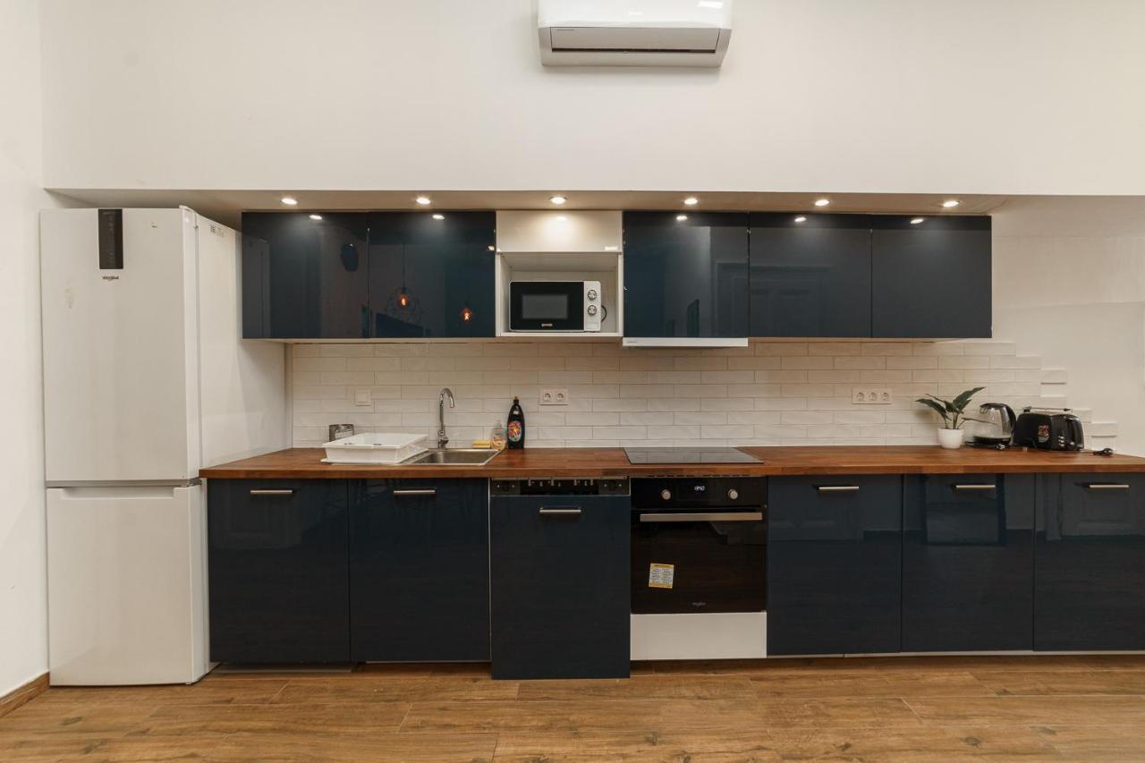 Cityscape Budget Wesselenyi Apartment