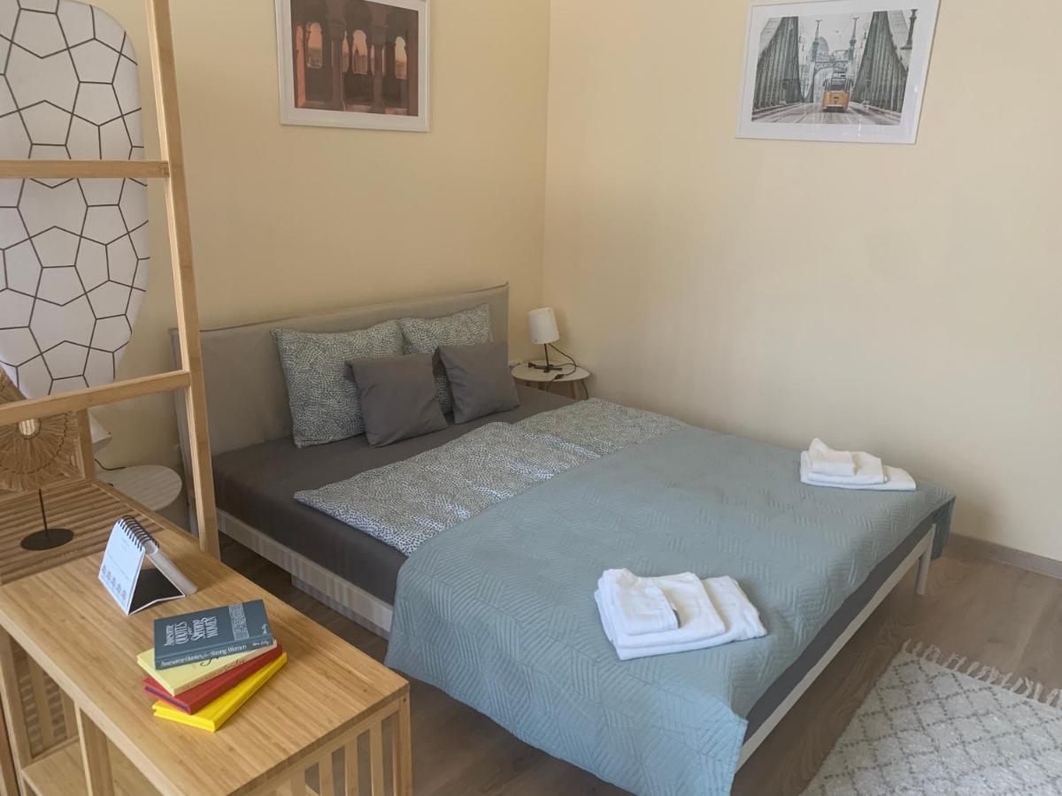 R74 - Your In Apartamento