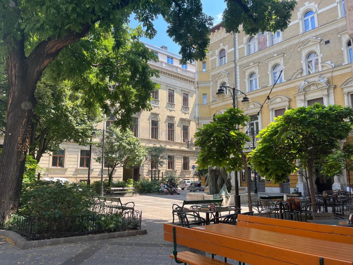 Palace District *