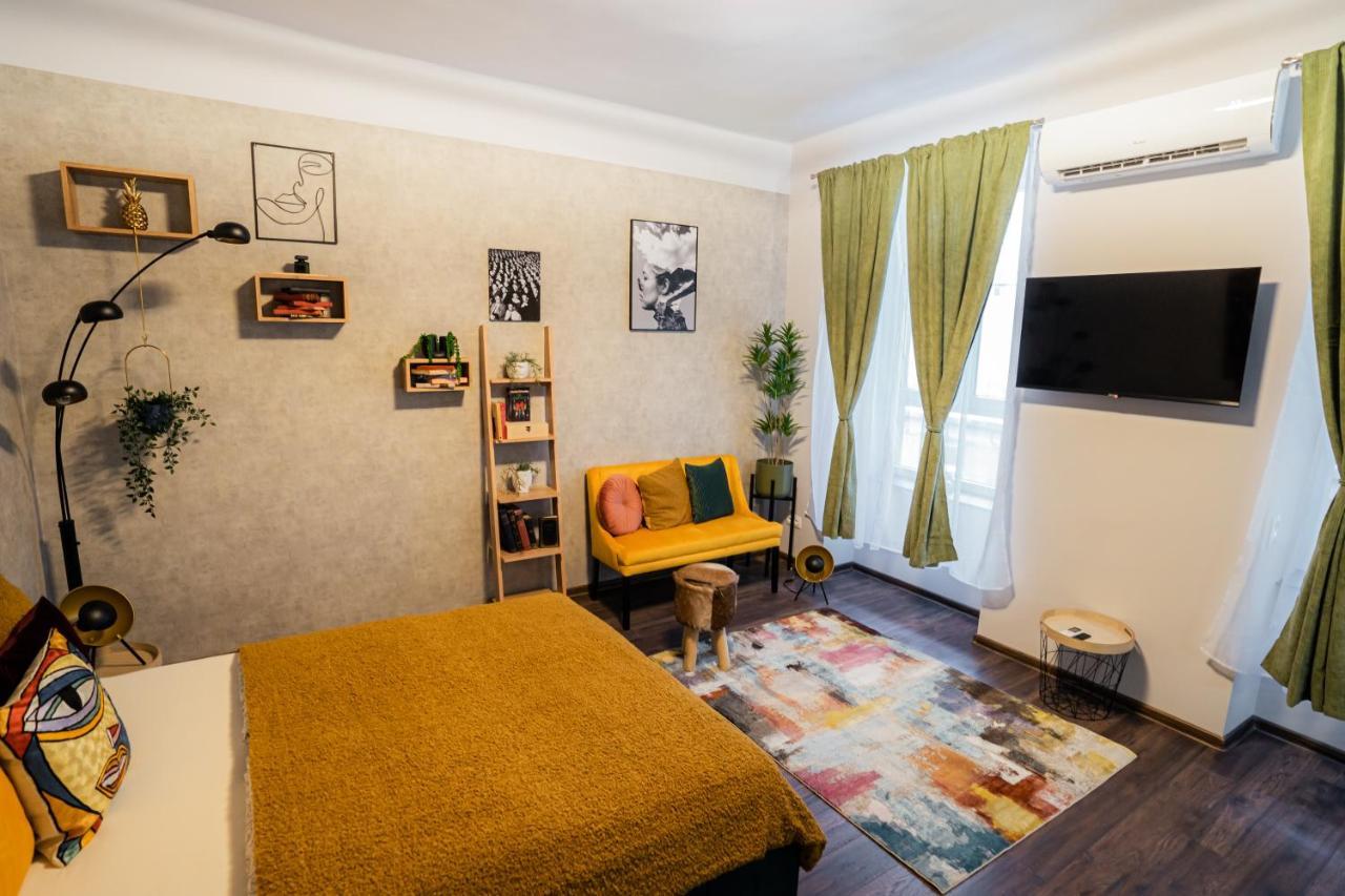 Colors Of Apartment *