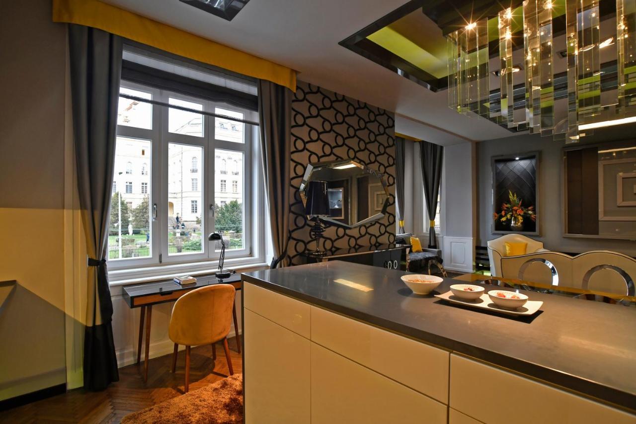 Apartamento Luxuryflat Near Centre On118 Sqm, 3br,2bth,8bed,ac Budapest