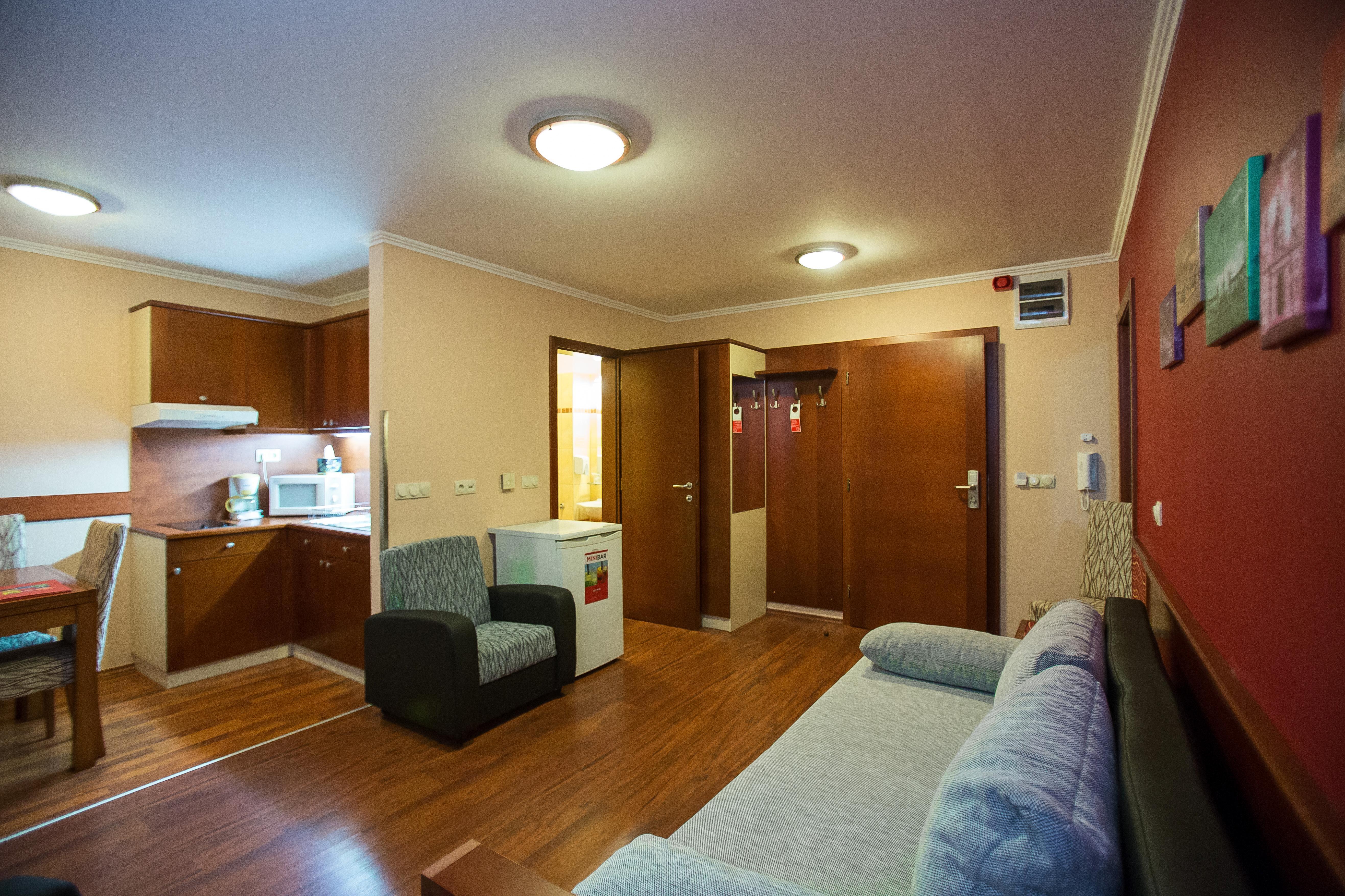 City-hotel Apartahotel