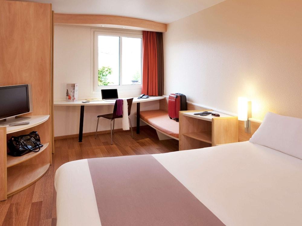 Ibis Centrum 3*