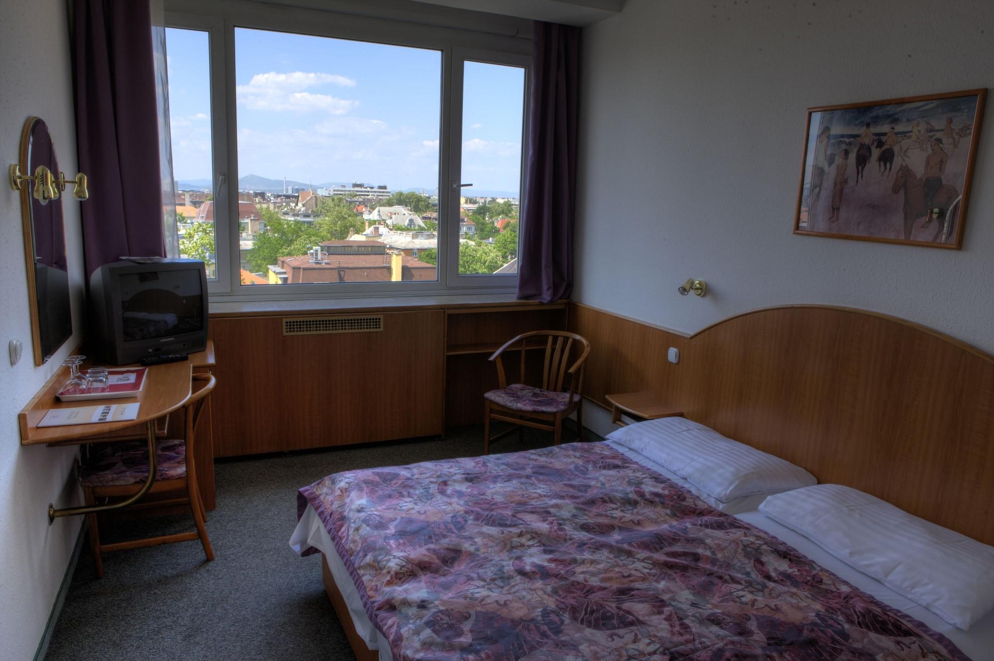 Benczur 3* Budapest
