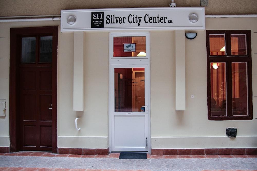 Silver Center Hotel 3*