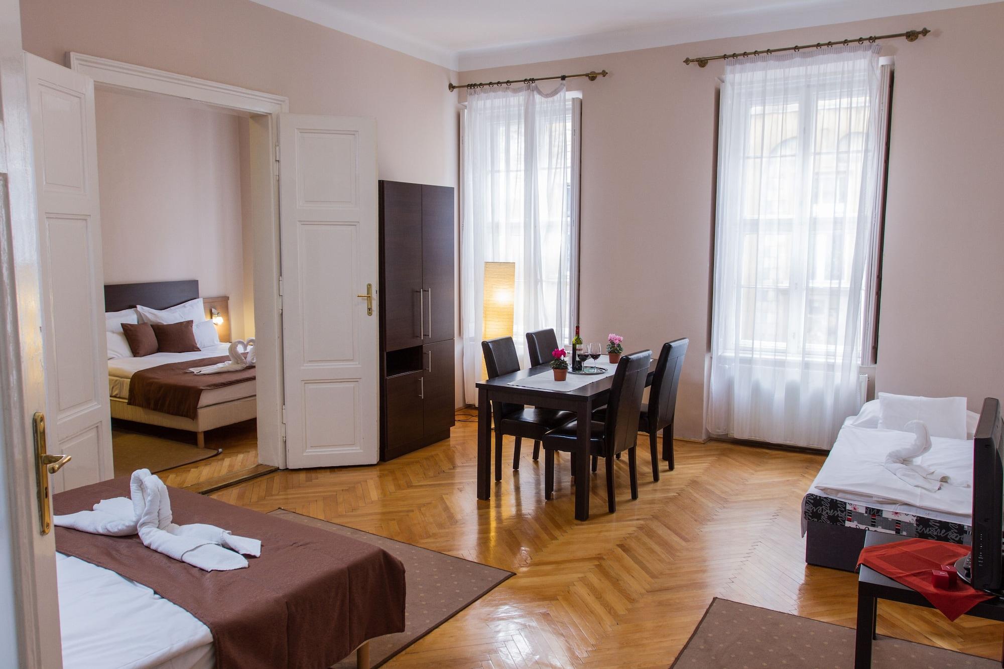 Hotel 21 And 3*