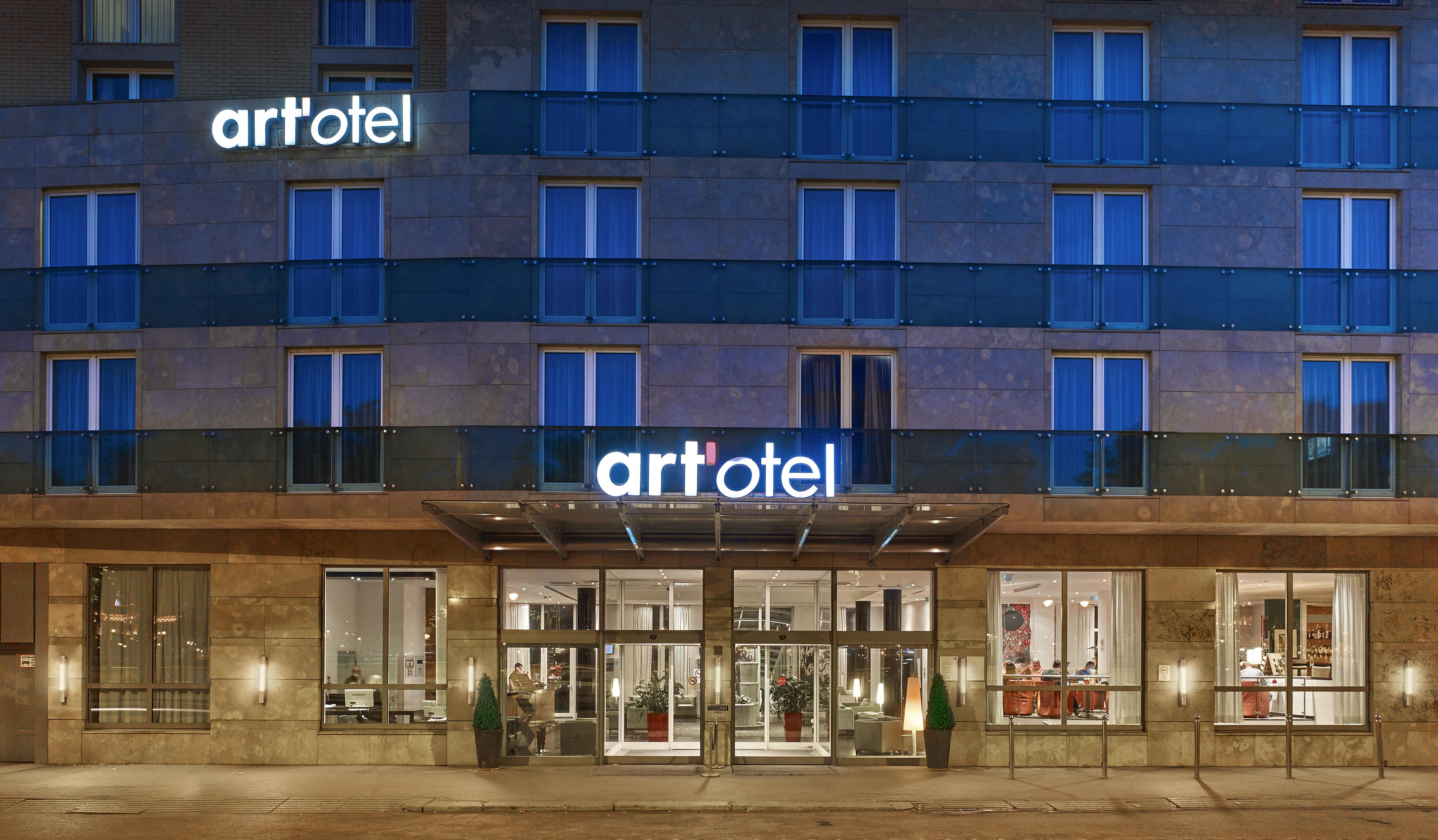 Hotel Park Plaza 4*