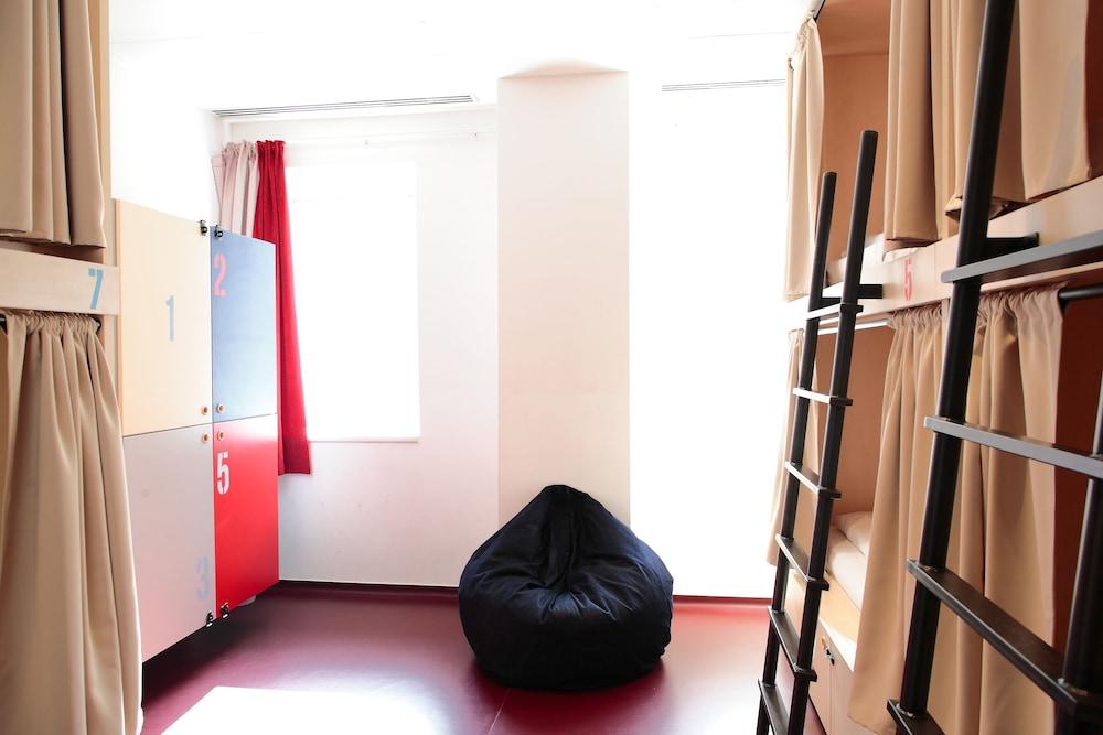 Hostel Maverick Soho *