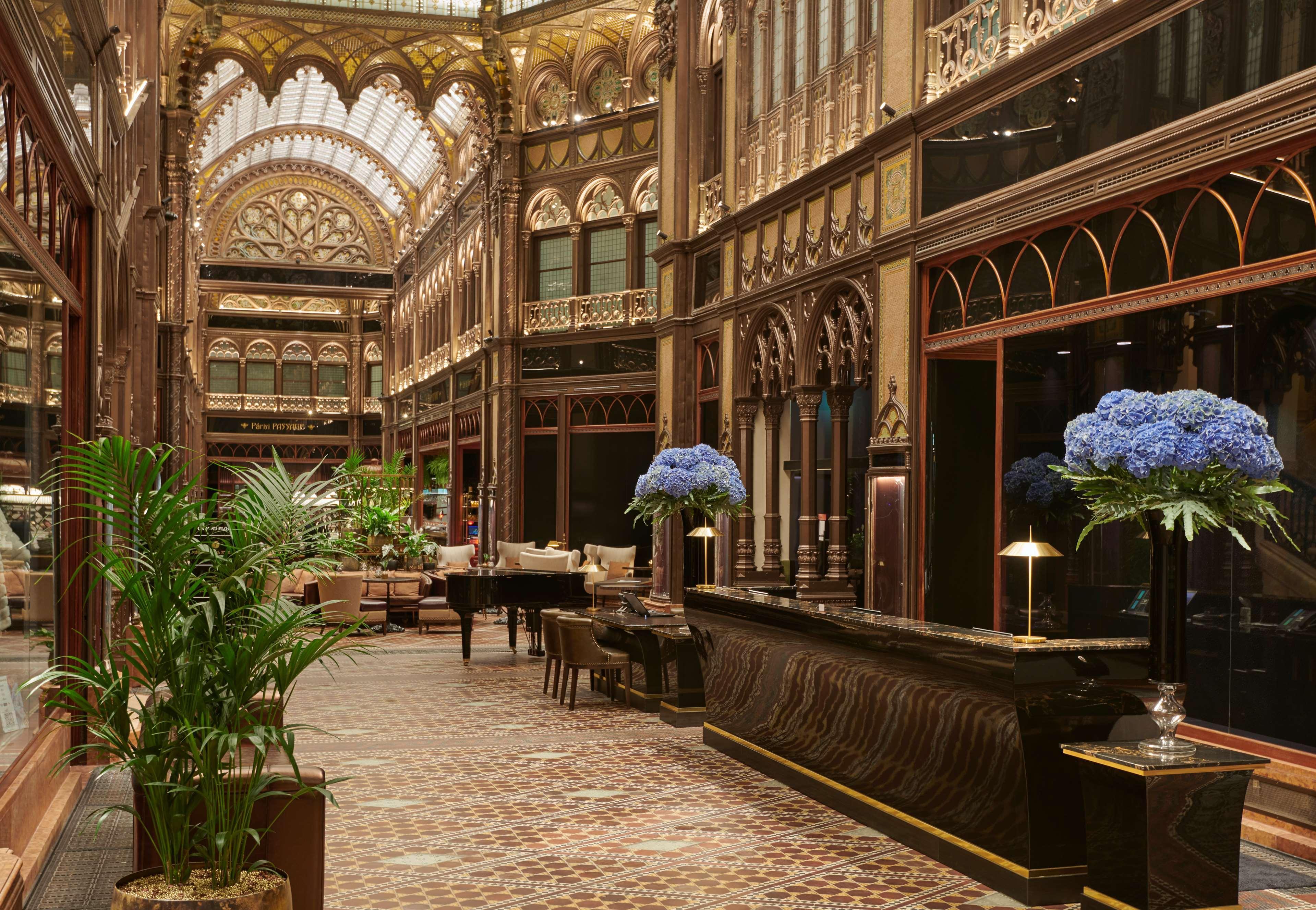 Párisi Udvar Budapest, Part Of Hyatt 5*