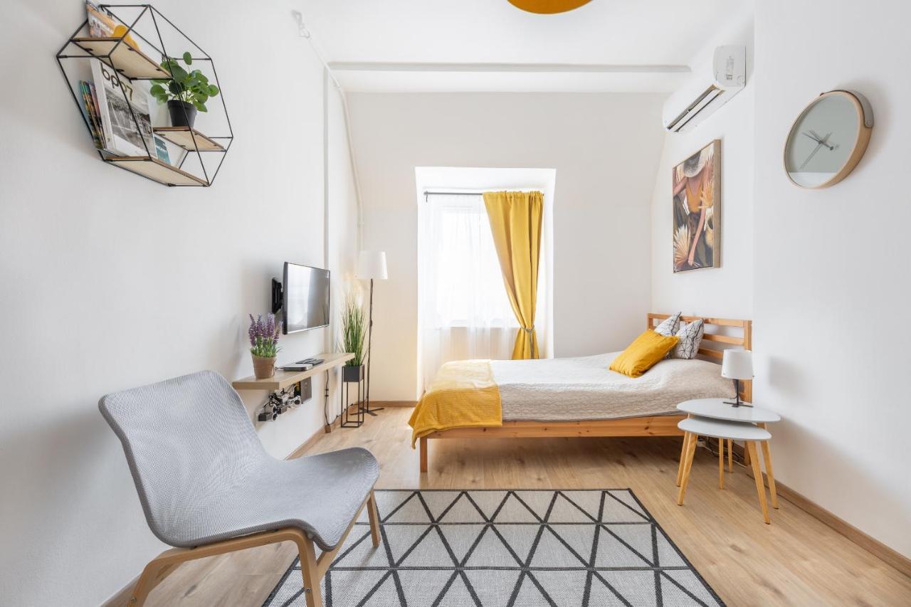 P34 Pannonia Apartamento
