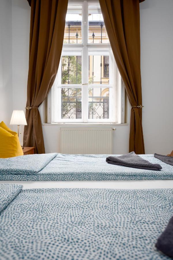 Emerald Suite With Free Parking Boedapest