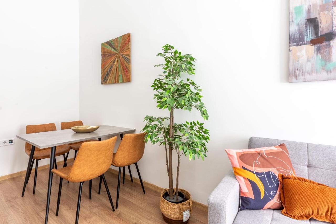 Cozy & Pleasant Homes In The Heart Of Apartmán *