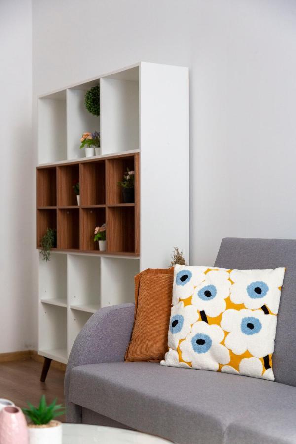 Cozy & Pleasant Homes In The Heart Of Apartmán