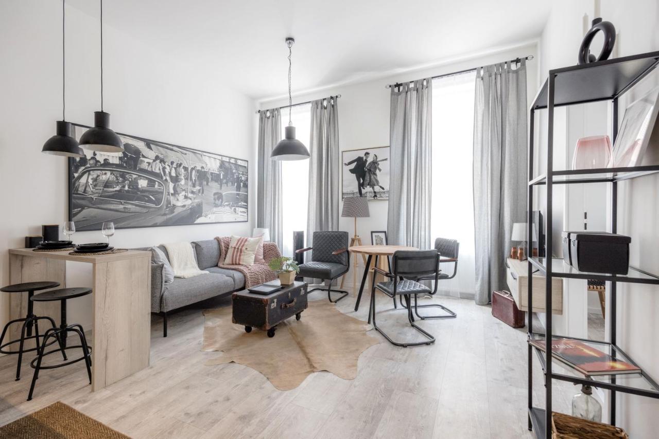 Two-bedroom Next To Music Academy *